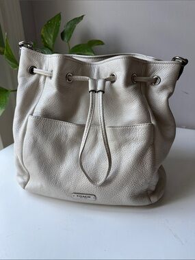Coach Avery Drawstring Bucket Purse (style number F27003)